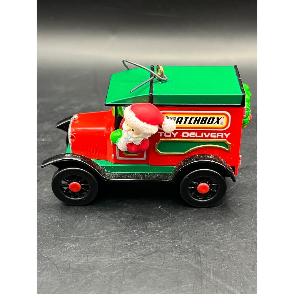 Matchbox Toy Delivery Truck Santa Christmas Ornament‎ 1999 Carlton Cards in Box